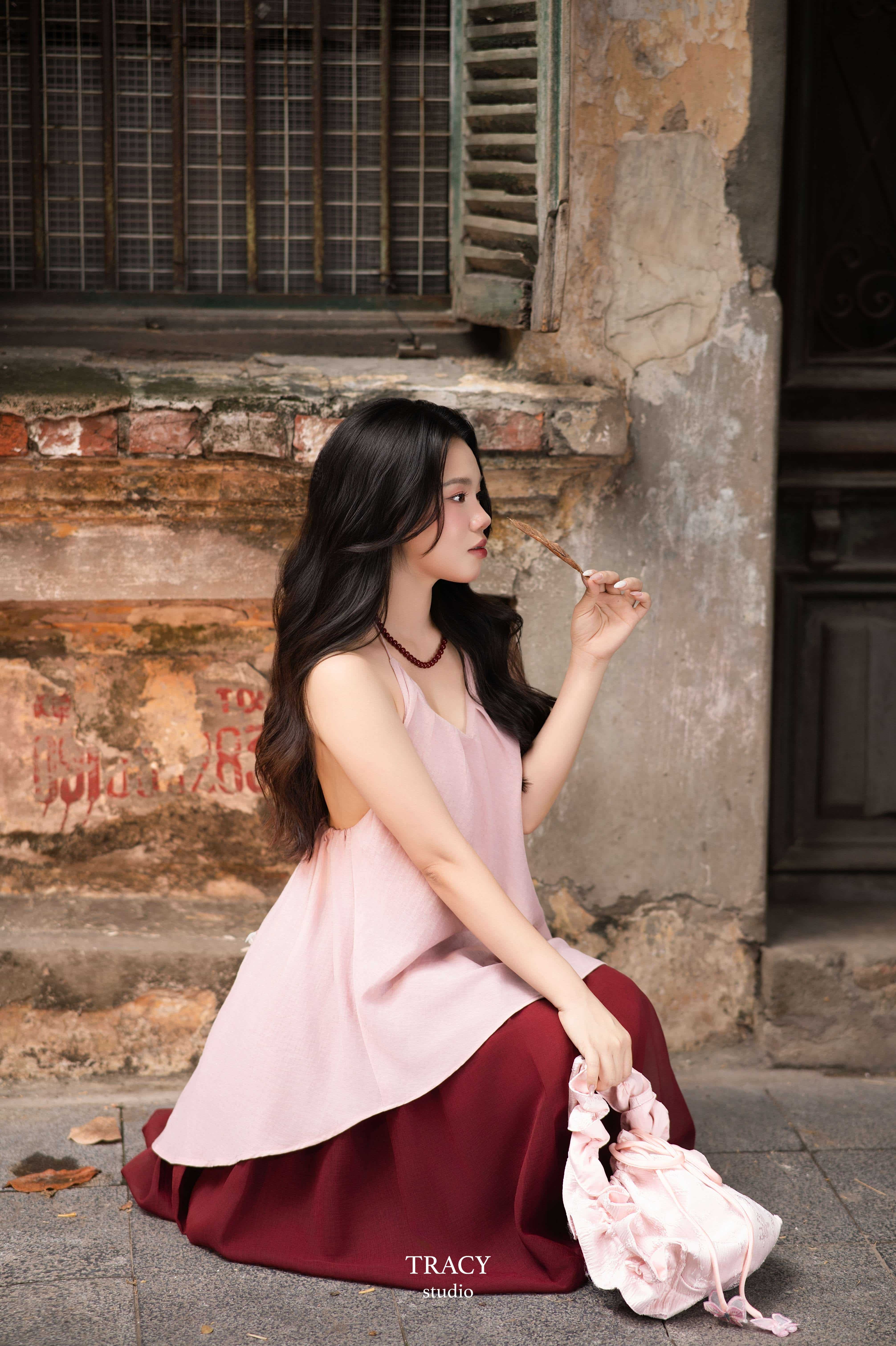 frontend/img/gallery/anh-tet-yem-ao-dai/tracy-studio-chup-ao-yem-kha-nhien (2).jpg